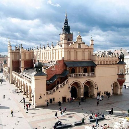 Pod Sloncem - Rynek Glowny Cracovie Extérieur photo