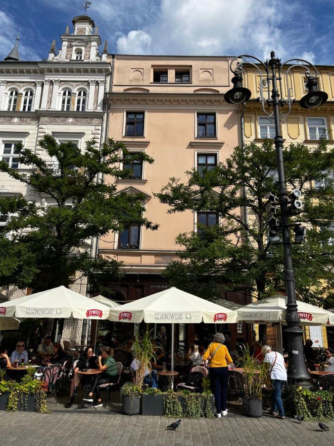 Pod Sloncem - Rynek Glowny Cracovie Extérieur photo